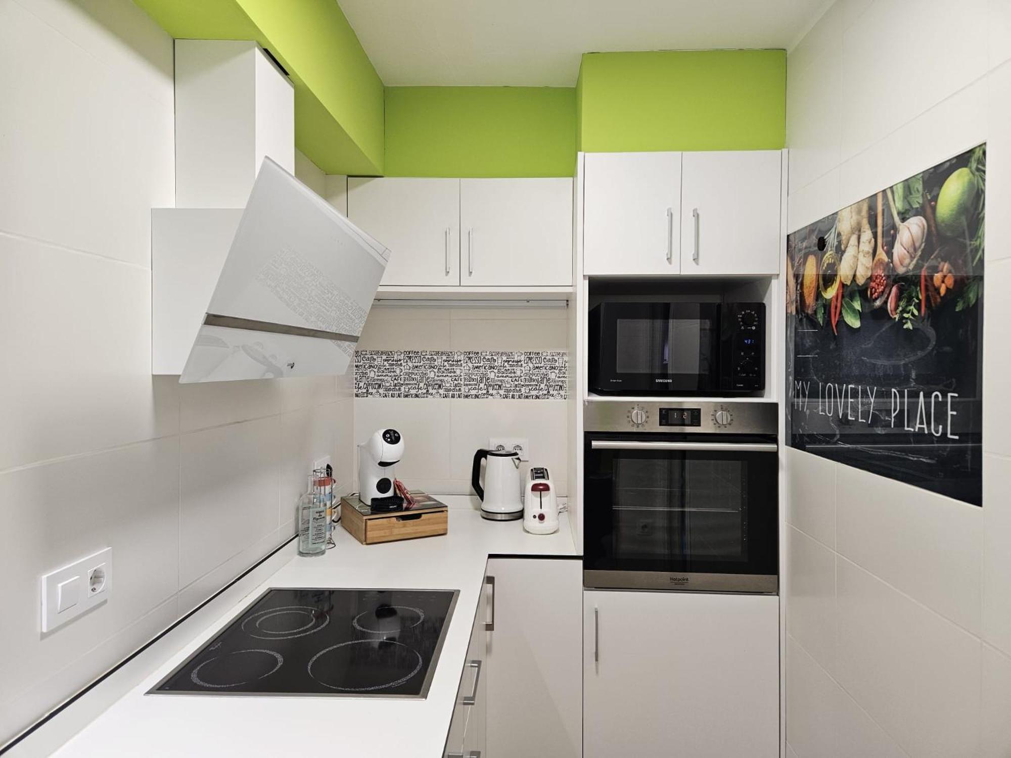 Apartamento Nuria Figueres  Bagian luar foto